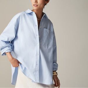 Women’s J. Crew Etienne Oversized Fit Size SP Button-Down Hardly Worn!! 🔥